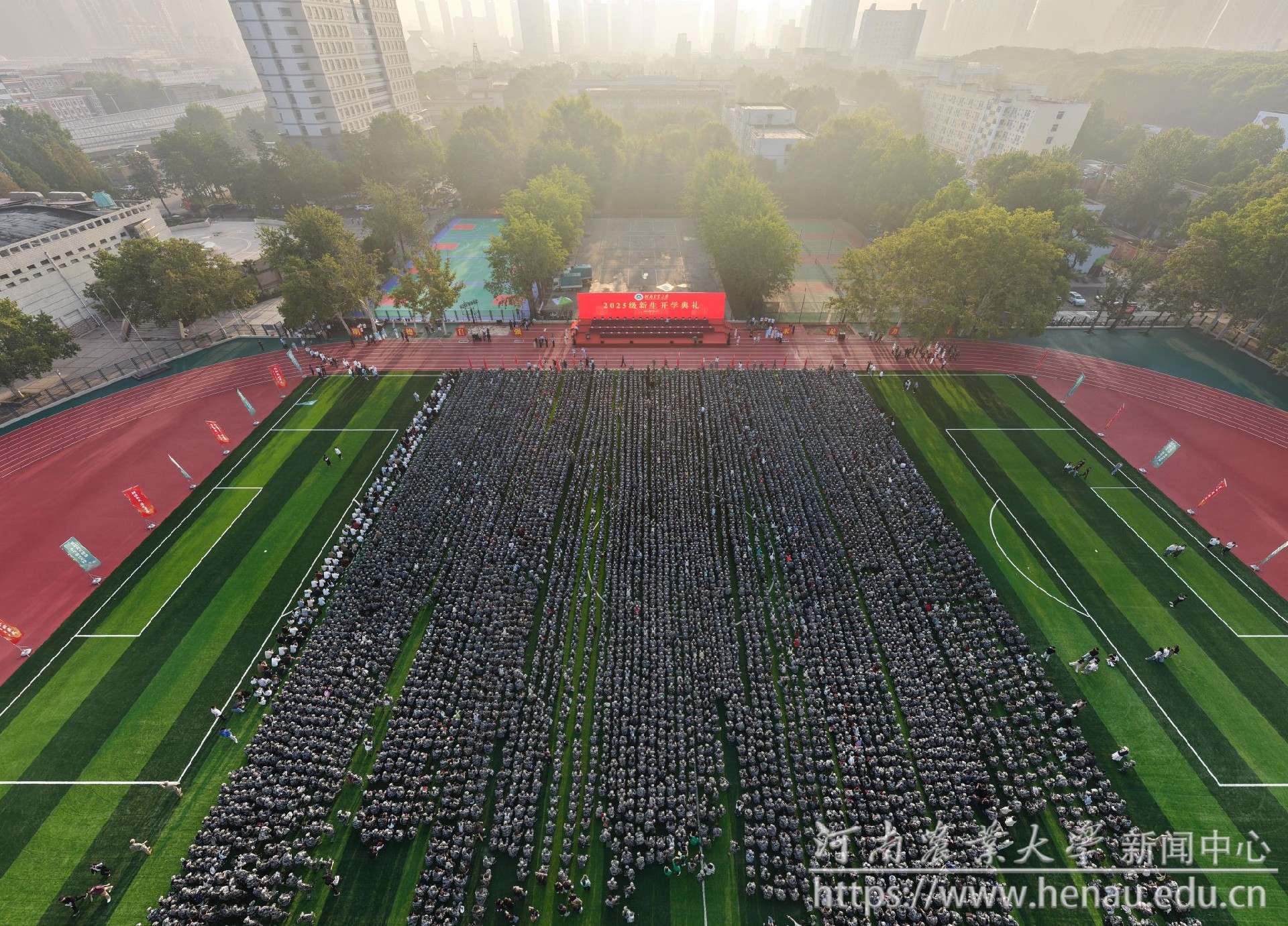 百廿学府迎新人.jpg 百廿学府迎新人.jpg